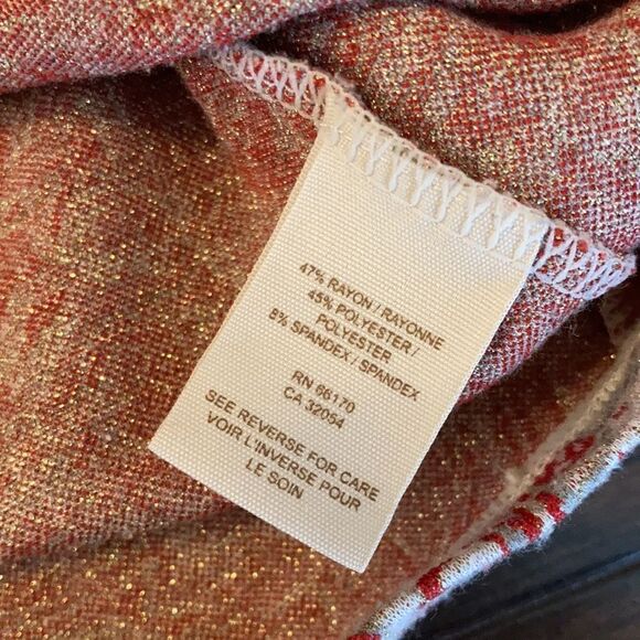 Free People Bodycon Skirt Size Small EUC - Red, Silver, White Festive Print - Picture 7 of 9